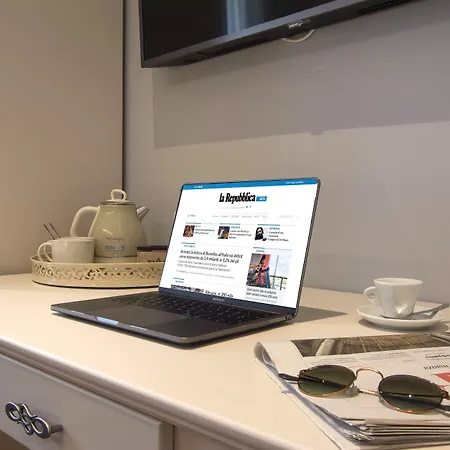 - Downtown's Charming 4*